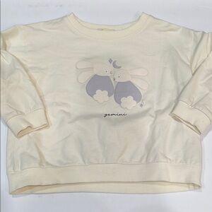 Atlas Grey Cream Gemini Sweatshirt size 2-3T
